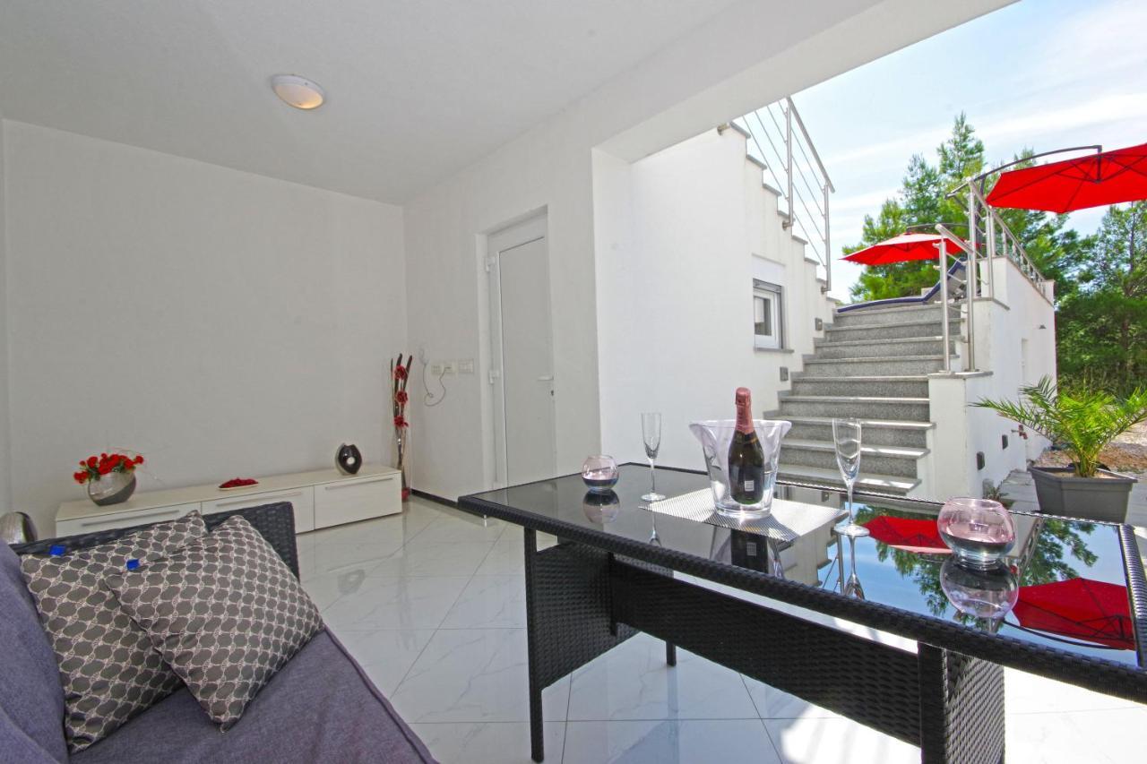 Villa Inis Makarska Eksteriør billede