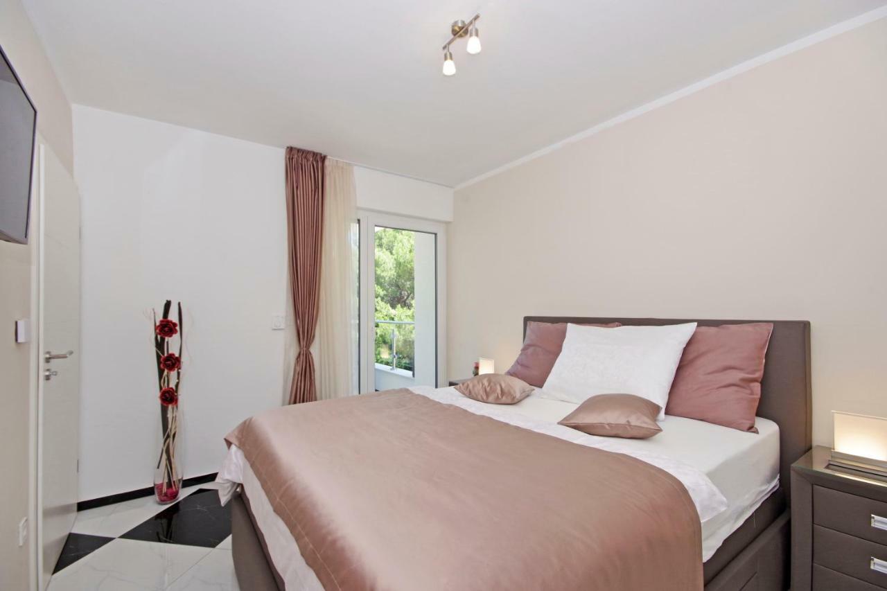 Villa Inis Makarska Eksteriør billede
