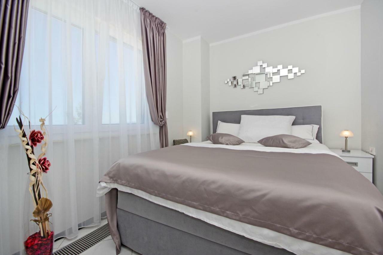Villa Inis Makarska Eksteriør billede