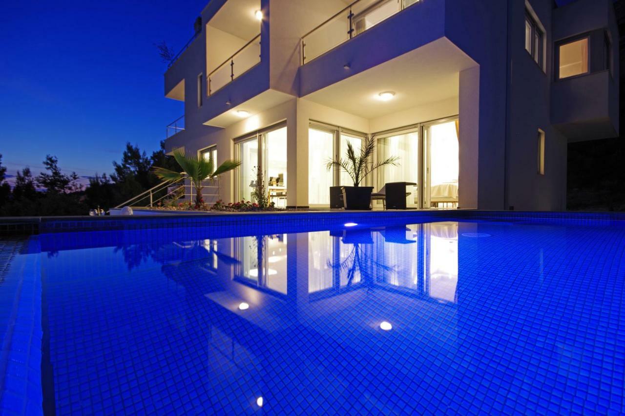 Villa Inis Makarska Eksteriør billede